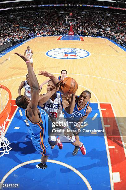 Willie Green of the Philadelphia 76ers shoots against the Oklahoma City Thunder during the game on March 30, 2010 at the Wachovia Center in...