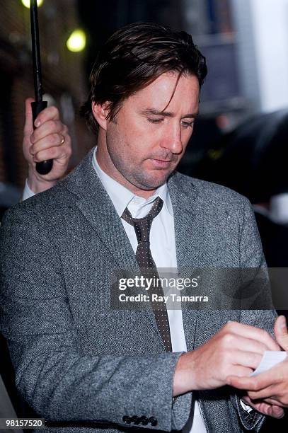 Actor Luke Wilson visits the "Late Show With David Letterman" at the Ed Sullivan Theater on March 30, 2010 in New York City.