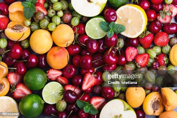 colorful fruit background - fruits été photos et images de collection