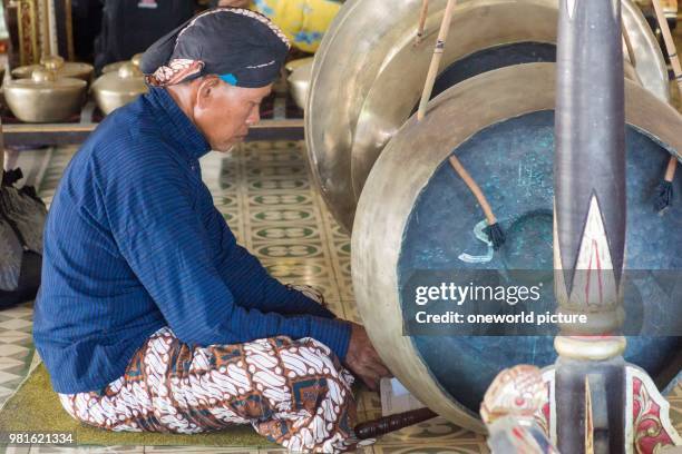 Indonesia. Java. Yogyakarta. Traditional music performance in the Sultan's Palace Kraton.