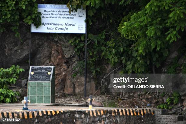 View of a Honduran Navy's station in Conejo Island, Honduras on May 27, 2018. - 'Conejo', a tiny rocky island in the Pacific, keeps an ancient border...