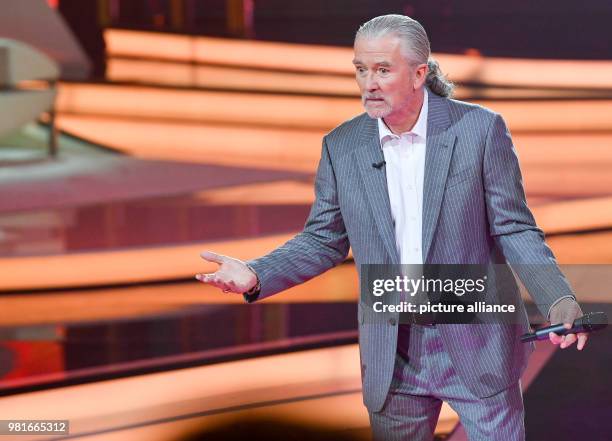 March 2018, Germany, Hof: The actor Patrick Duffy emerges on the stage at the gala 'Willkommen bei Carmen Nebel' on the ZDF channel. The show can be...