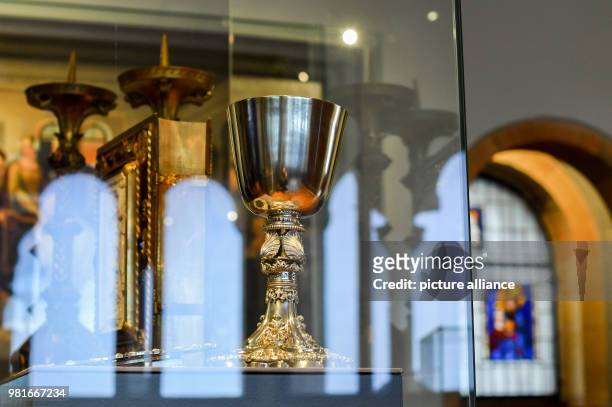 March 2018, Germany, Eisenach: A supper goblet is part of the exhibition '950 years Wartburg', which allows visitors to stroll through several show...