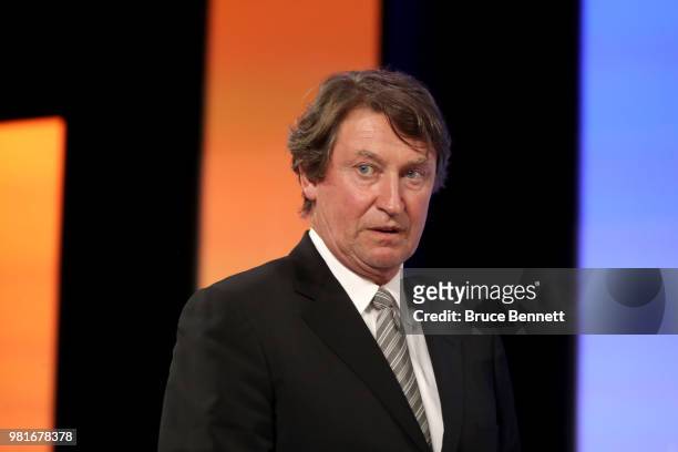 Wayne Gretzky of the Edmonton Oilers attends the first round of the 2018 NHL Draft at American Airlines Center on June 22, 2018 in Dallas, Texas.