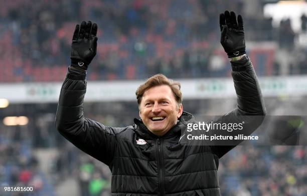 Leipzig head coach Ralph Hasenhuettl acknowledges the fans after the German Bundesliga soccer match between Hannover 96 and RB Leipzig the HDI Arena...
