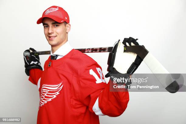 Joseph Veleno poses after being selected thirtieth overall by the Detroit Red Wings during the first round of the 2018 NHL Draft at American Airlines...