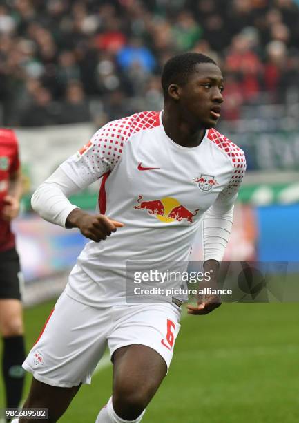 March 2018, Germany, Hannover: soccer, Bundesliga, Hannover 96 vs RB Leipzig in the HDI Arena. Leipzig's Ibrahima Konate in action. Photo: Peter...