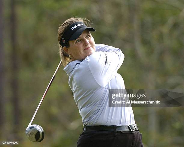 Lorie Kane tees off onthe fourth hole during the final round at the LPGA Tournament of Champions, November 14, 2004 in Mobile, Alabama.