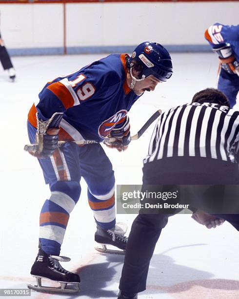 Bryan Trottier of the New York Islanders skates against the Montreal Canadiens in the 1980's at the Montreal Forum in Montreal, Quebec, Canada.