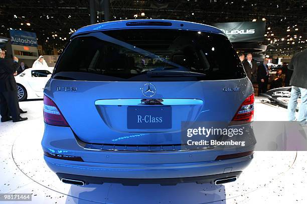 Mercedes Benz R35 18 Mercedes Benz R350 Stock Photos, High-Res Pictures, and Images ...
