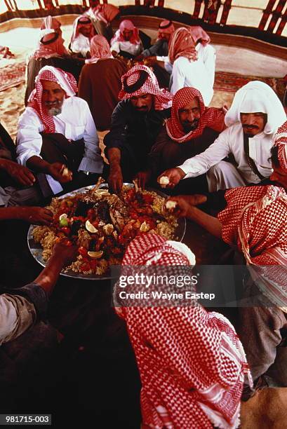 Shammar 6,052 Arabian Tribe Stock Photos, High-Res Pictures, and Images - Getty ...