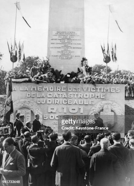 Le président du conseil Edouard Daladier et le premier ministre britannique Ramsey MacDonald à l'inauguration du monument élevé en souvenir des...