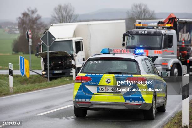 April 2018, Germany, Melle: A police car at an accident scene. Photo: Friso Gentsch/dpa