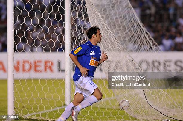 Kleber of Brazil's Cruzeiro celebrates scored goal during a match against Argentina's Velez Sarsfield as part of the Libertadores Cup 2010 at...