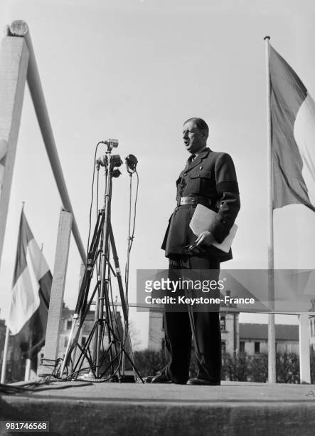 Discours du général Charles de Gaulle lors de l'inauguration de la rue du général Leclerc à Compiègne en France, le 8 mars 1948.
