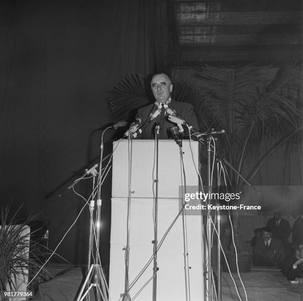 Discours de Georges Pompidou lors de son débat avec Pierre Mendès France, dans le cadre de la campagne des élections législatives françaises de 1967,...