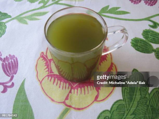 tea for you - adela stockfoto's en -beelden