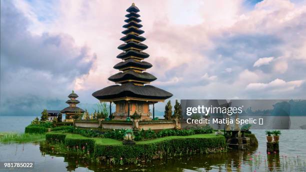 pura ulun danu bratan temple on lake, bedugul, bali, indonesia - bedugal stock pictures, royalty-free photos & images