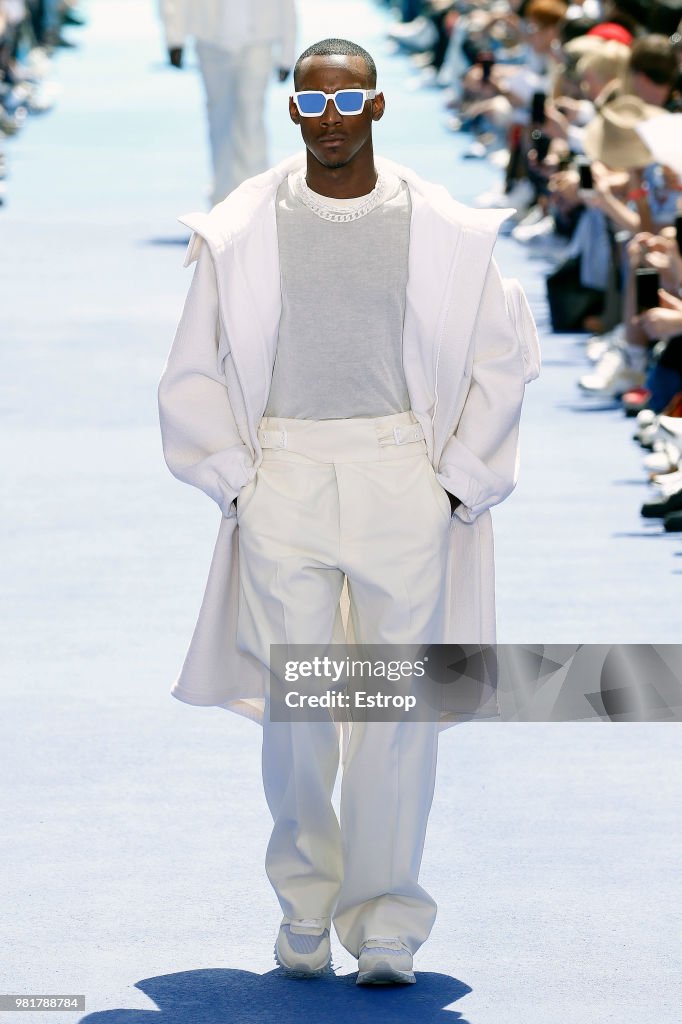 Louis Vuitton: Runway - Paris Fashion Week - Menswear Spring/Summer 2019