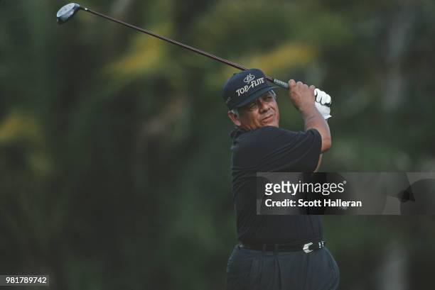 Lee Trevino of the United States follows his drive shot during the Senior PGA Championship on 16 April 2000 at the PGA National Golf Club, Palm Beach...