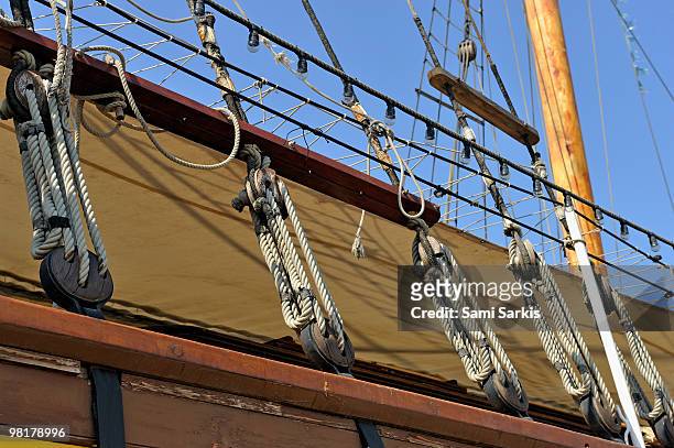 pully mechanisms of sailboat to trim the sails - pully stock pictures, royalty-free photos & images