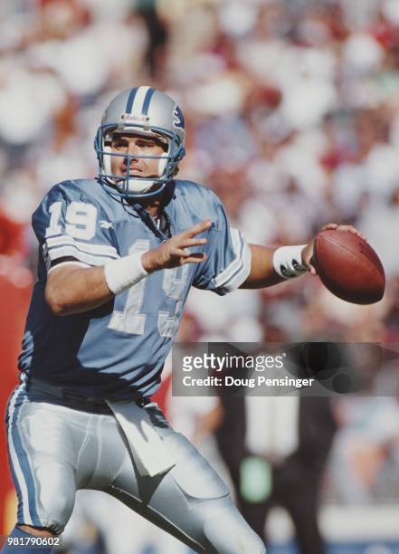 Scott Mitchell, Quarterback for the Detroit Lions during the National Football Conference East game against the Washington Redskins on 22 October...