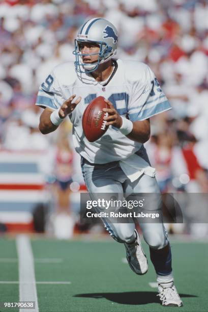 Scott Mitchell, Quarterback for the Detroit Lions during the American Football Conference East game against the Buffalo Bills on 5 October 1997 at...