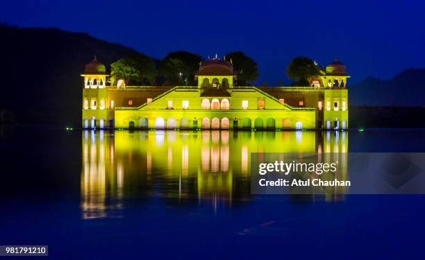 jal mahal,pink city jaipur - jal mahal stock pictures, royalty-free photos & images