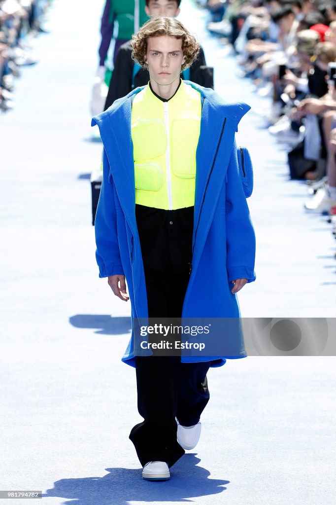 Louis Vuitton: Runway - Paris Fashion Week - Menswear Spring/Summer 2019