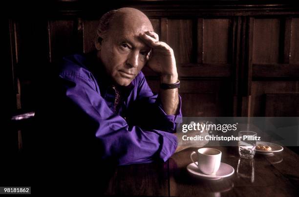 Uruguayan journalist, writer and novelist Eduardo Galeano in a Montevideo cafe, Uruguay, 29th March 2002.