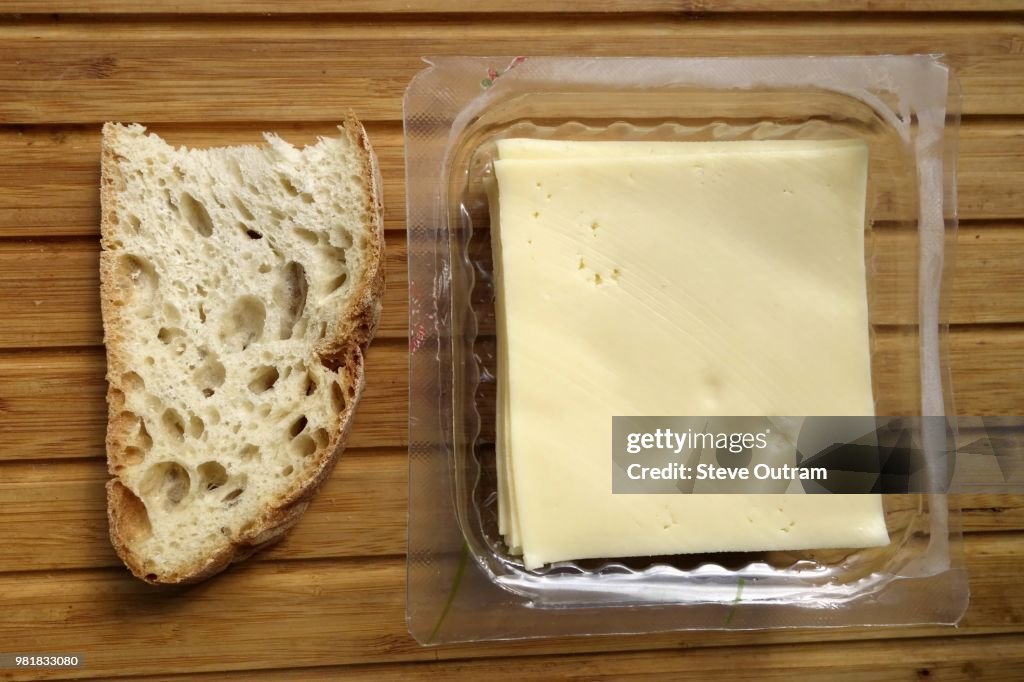 Packet of Edam Cheese Slices