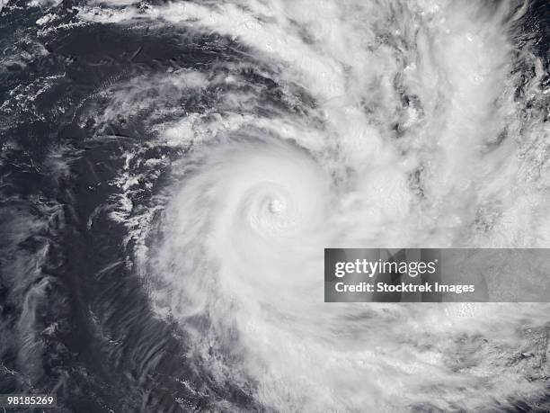 december 28, 2002 - cyclone zoe in the south pacific ocean. - cyclone bildbanksfoton och bilder