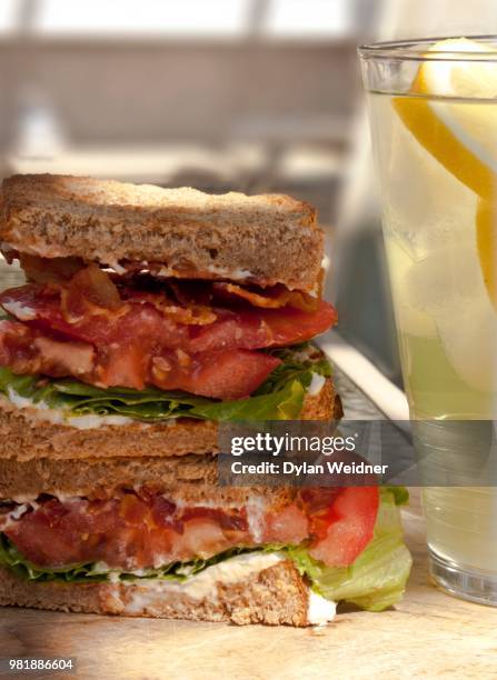 blt - blt sandwich stock-fotos und bilder