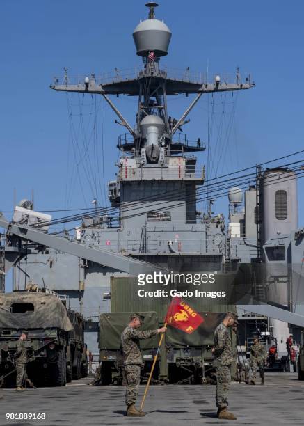 uss oak hill - invocation stock pictures, royalty-free photos & images
