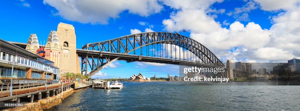 Sydney Harbour Bridge and Sydney Opera House, Australia