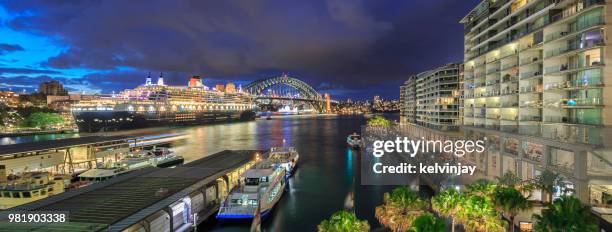 the queen mary 2 and sydney harbour bridge, australia - circular quay stock pictures, royalty-free photos & images