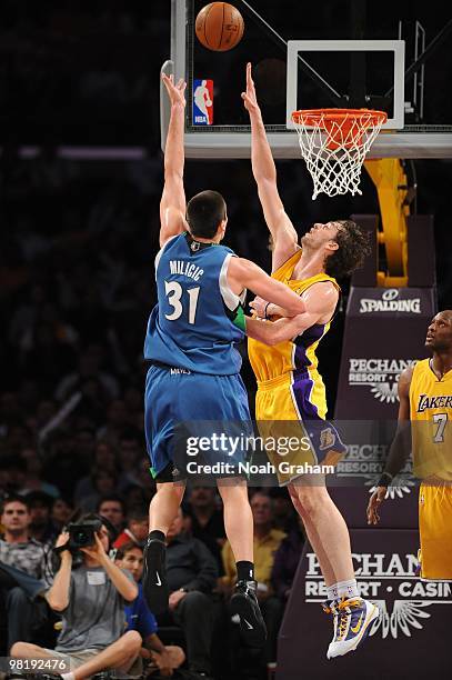 Darko Milicic of the Minnesota Timberwolves shoots a layup against Pau Gasol of the Los Angeles Lakers during the game at Staples Center on March 19,...