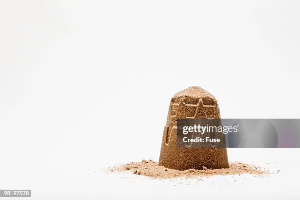 sand castle - château de sable photos et images de collection