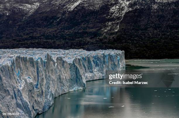 this is patagonia - glaciar perito moreno - glaciar stock-fotos und bilder