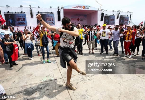 Halay High Resolution Halay Photos and Premium High Res Pictures - Getty Images