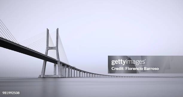 ponte vasco da gama - ponte vasco da gama stock-fotos und bilder