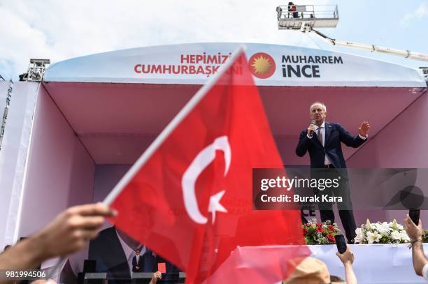 Muharrem Ince, presidential candidate of Turkey's main opposition Republican People's Party speaks during a election rally on June 23, 2018 in...