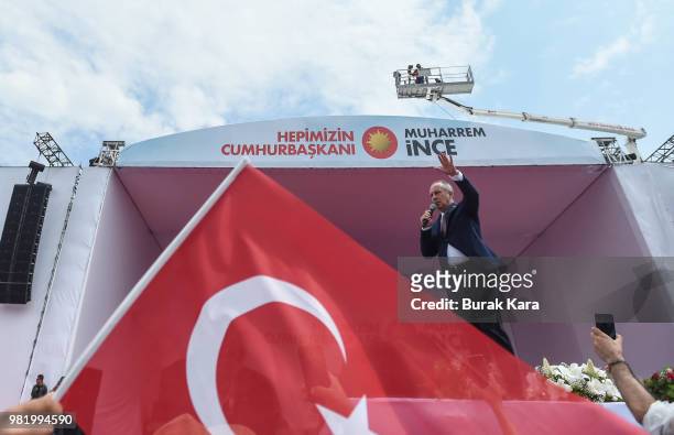 Muharrem Ince, presidential candidate of Turkey's main opposition Republican People's Party speaks during a election rally on June 23, 2018 in...
