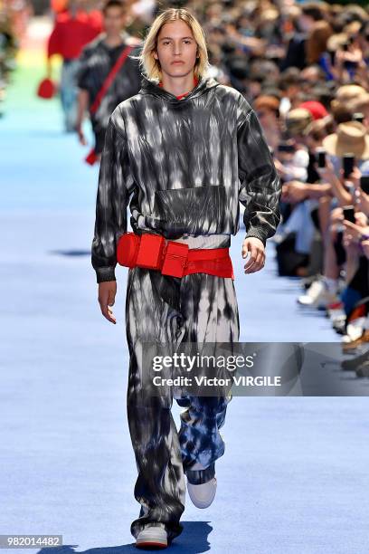 Model walks the runway during the Louis Vuitton Menswear Spring/Summer 2019 fashion show as part of Paris Fashion Week on June 21, 2018 in Paris,...