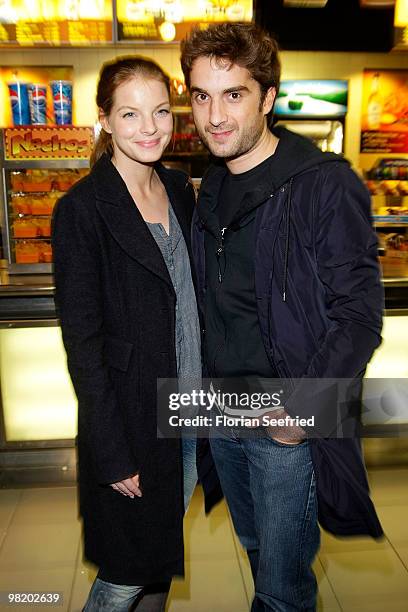 Actress Yvonne Catterfeld and actor Oliver Wnuk attend the premiere of 'Waffenstillstand' at cinema Kulturbrauerei on April 1, 2010 in Berlin,...