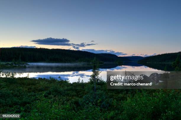 lac chemin sm3 - chemin stock pictures, royalty-free photos & images