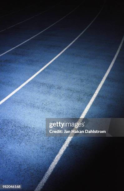 Run Track Night 1,088 Running Track At Night Stock Photos, High-Res Pictures, and ...