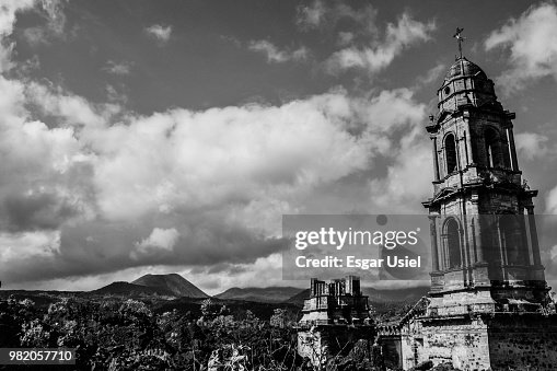 124 Paricutin Photos and Premium High Res Pictures - Getty Images 124 Paricutin Photos and Premium High Res Pictures - Getty Images