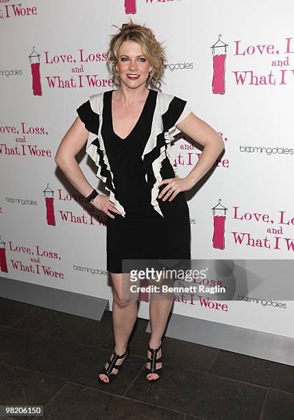 Actress Melissa Joan Hart attends the "Love, Loss, and What I Wore" new cast member celebration at Pio Pio 8 on April 1, 2010 in New York City.
