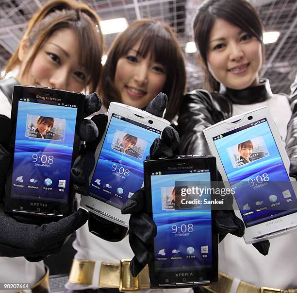 Models display Sony Ericsson's new smart phone "Xperia" at a shop in Akihabara on April 1, 2010 in Tokyo, Japan. Japan's mobile giant NTT DoCoMo Inc...